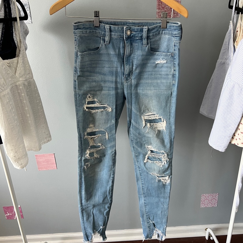 American eagle ripped skinny jeans